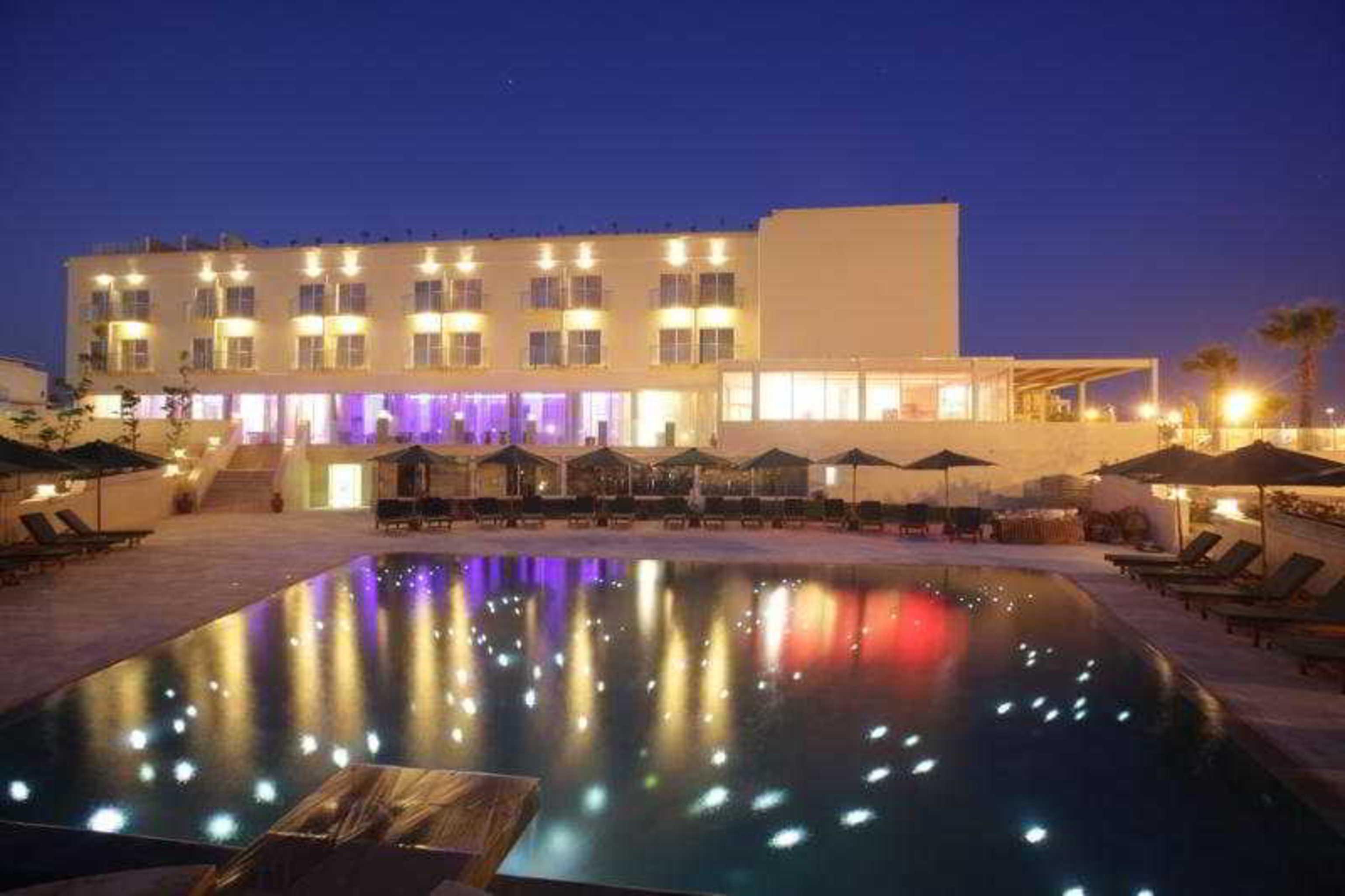 E-Hotel Larnaca Resort & Spa Perivolia Buitenkant foto